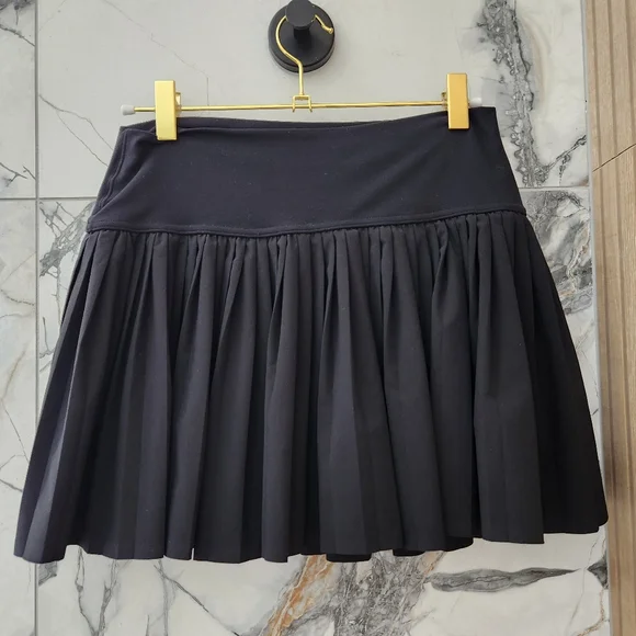 Aerie Pleated Skirt - Picture 2 of 4